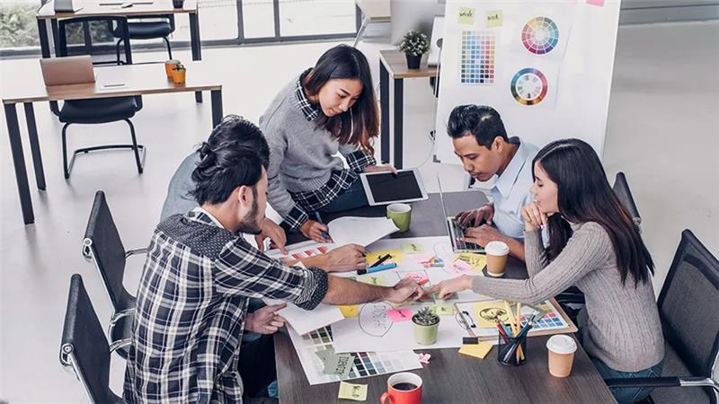 Navazon Digital | Social Media Marketing: Paid vs Organic Social – Building the Right Mix