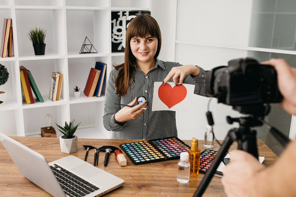 Navazon Digital | How Video Content Boosts Engagement Across Platforms
